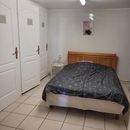 Appartement Les Perrieres Брив ла Гайард Екстериор снимка